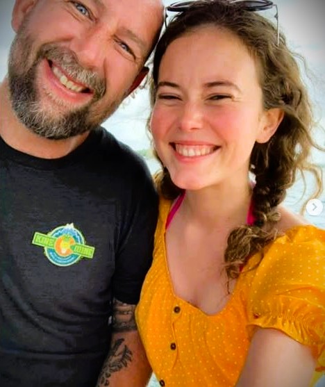 Nathaniel and Miriam posing together for a selfie.